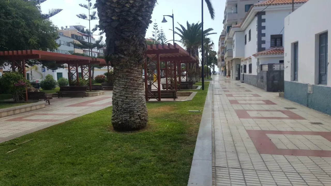 Sayo Hostel Las Galletas Πανσιόν