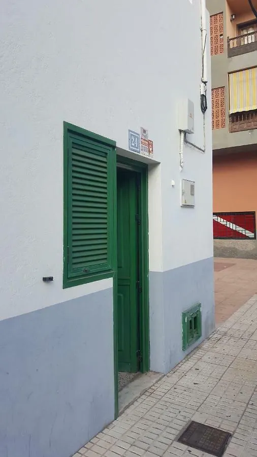 Sayo Hostel Las Galletas Guest house
